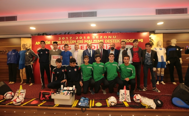 Gaziosmanpaşa Belediyesi'nden 24 Amatör Spor Kulübüne Malzeme Desteği