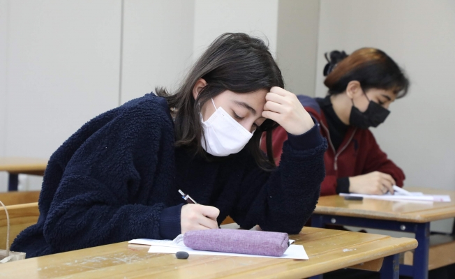 Eyüpsultan'da Yüz Yüze Deneme Sınavları Yeniden Başladı