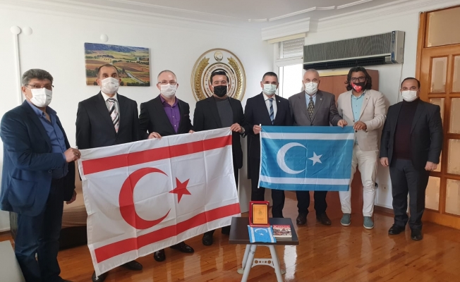 Επίσκεψη από τους Ιρακινούς Τούρκους στο Γενικό Προξενείο της ΤΔΒΚ στην Αττάλεια
