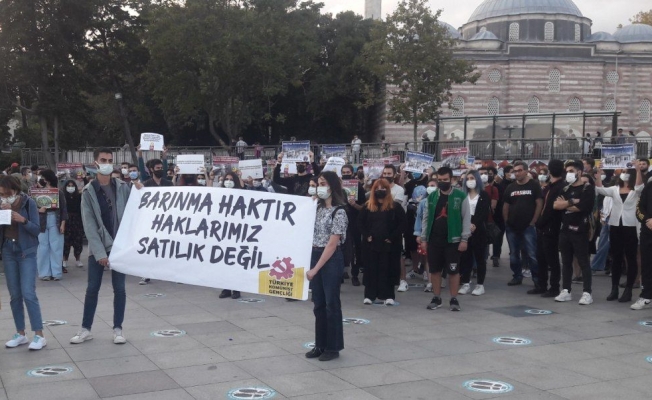 Öğrenciler Beşiktaş Meydanı'ndan haykırdı: Saray değil yurt istiyoruz