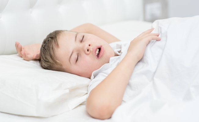 Haftada En Az 3 Gün Horlayan Çocuğa Dikkat; Uyku Apnesi Görülebilir