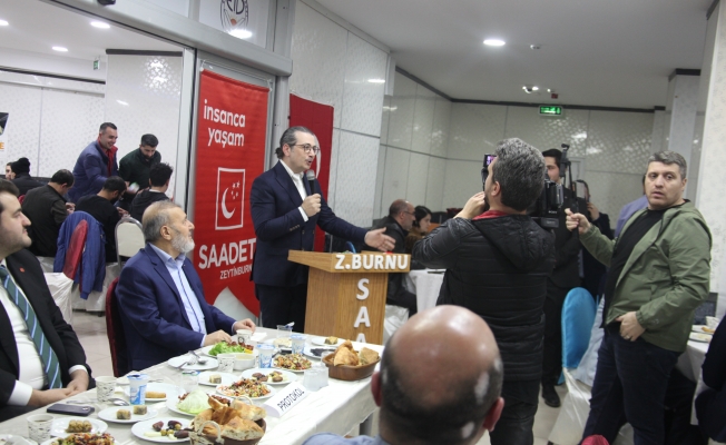 Saadet Partisi Zeytinburnu İlçe Teşkilatı İftar Verdi (VİDEOLU)