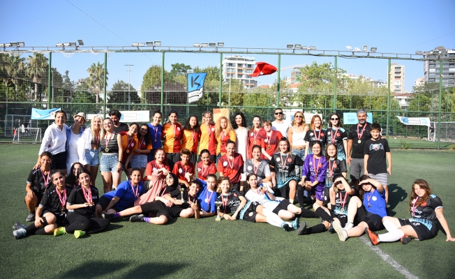 Kadıköy'de Kadınlar Futbolu Heyecanı