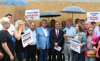 Milletvekili Özgür Karabat 20. Yılında Marmara  Depremini unutmadı